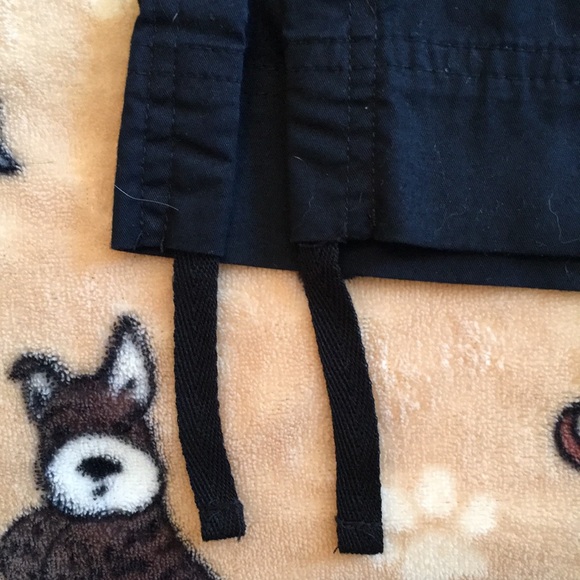 Sophisticated and elegant black cotton capris by Jones New York! - Picture 16 of 16